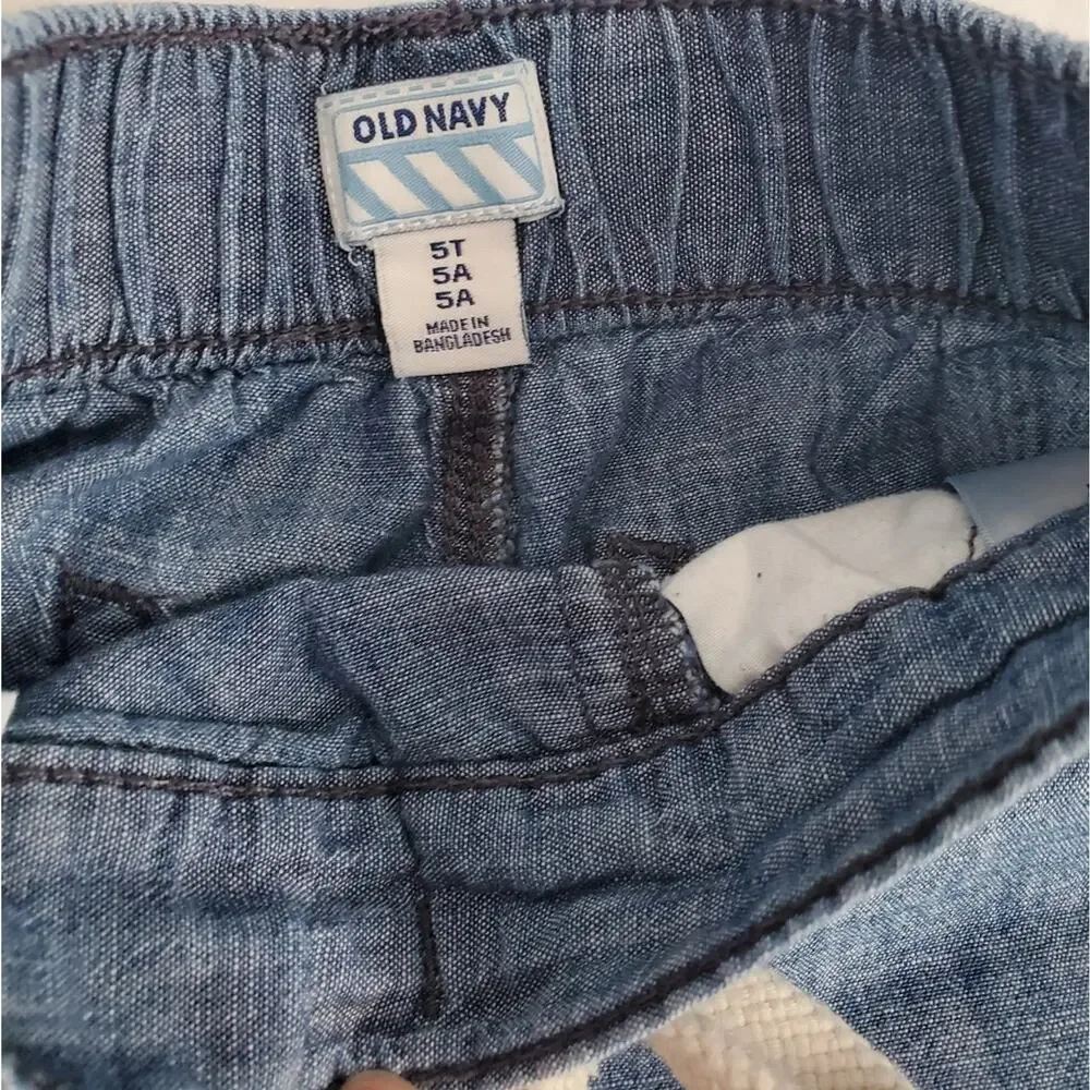 Handsome GAP boys tee and shirt outfit